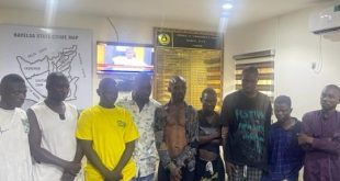 Six arrested as police bust phone theft syndicate in Bayelsa