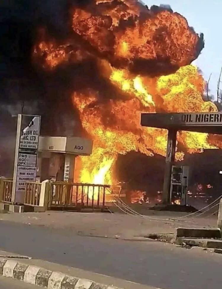 20 injured as petrol tanker explodes in Kaduna