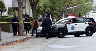 Car rams into Chinese consulate in San Francisco; police shoot driver dead