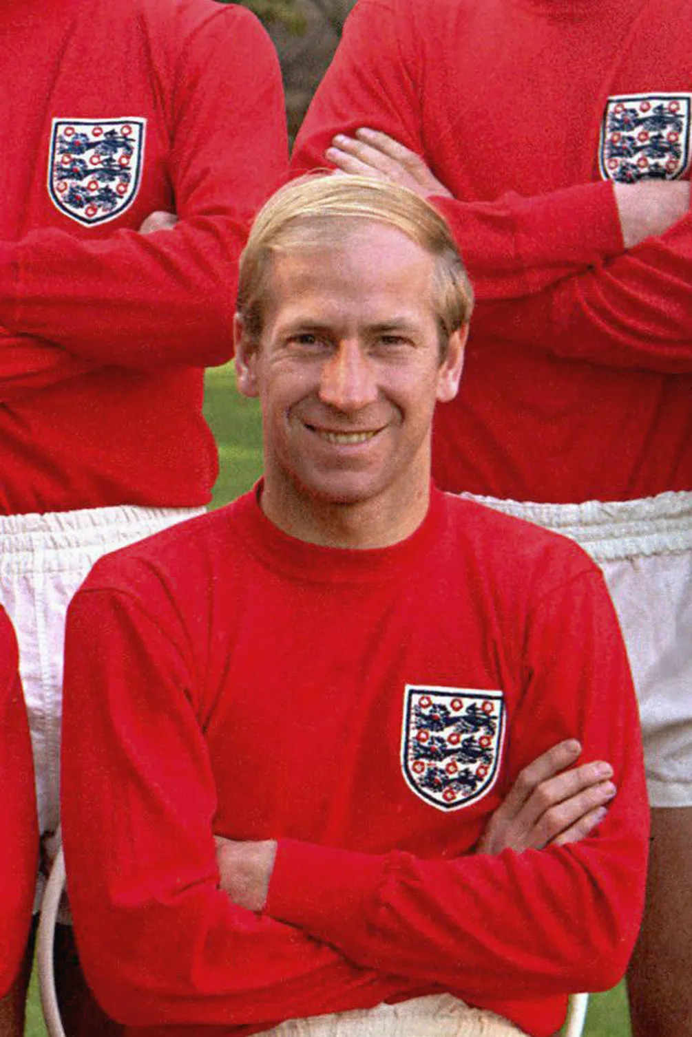 Legendary footballer, Sir Bobby Charlton d!es aged 86 after battle with dementia