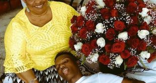 'I'm Lost Without You' - Wizkid Gets Emotional During Mom's Funeral (Video)