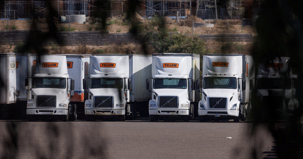 New Bidder Aims to Save Bankrupt Trucking Firm, if Treasury Goes Along