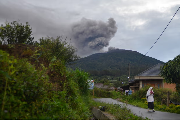 11 hikers found dead, others missing after Mount Marapi eruption in Indonesia
