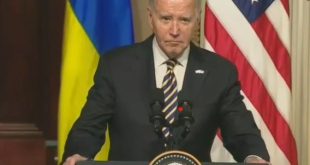 Biden and Zelenskyy hold a joint press conference.
