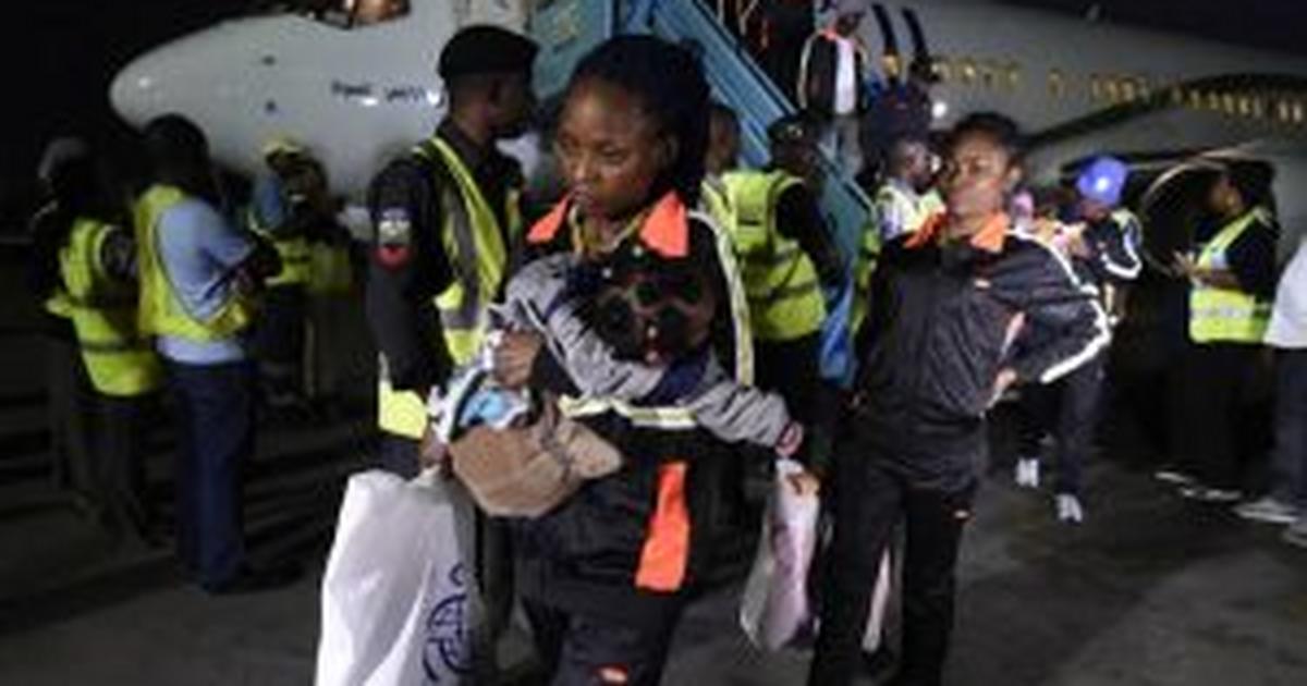 FG repatriates 281 stranded, detained Nigerians from Libya