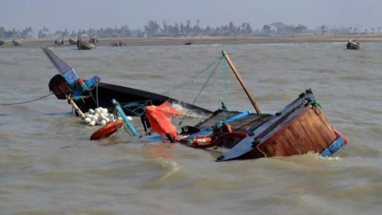 Nursing mother and baby die in Adamawa boat mishap
