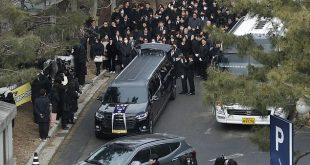 Parasite star,  Lee Sun-kyun laid to rest following suspected suicide (Photos)