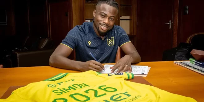 Super Eagles star Moses Simon signs new two-Year contract with French club Nantes