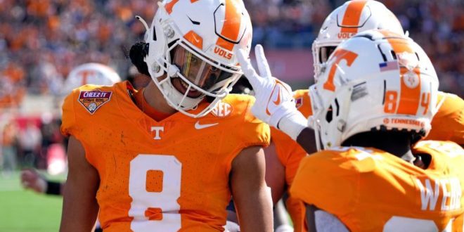 Iamaleava leads No. 25 Tennessee to rout of No. 20 Iowa