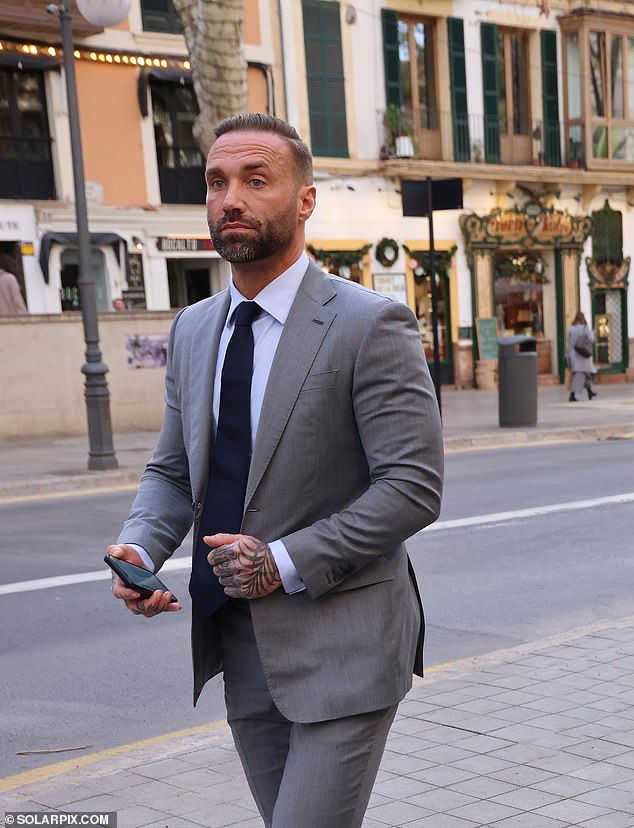 Reality star Calum Best is cleared  of sexually assaulting British tourist