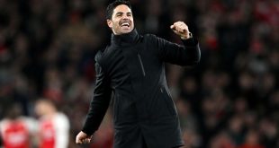 Arsenal manager Mikel Arteta celebrates after the team