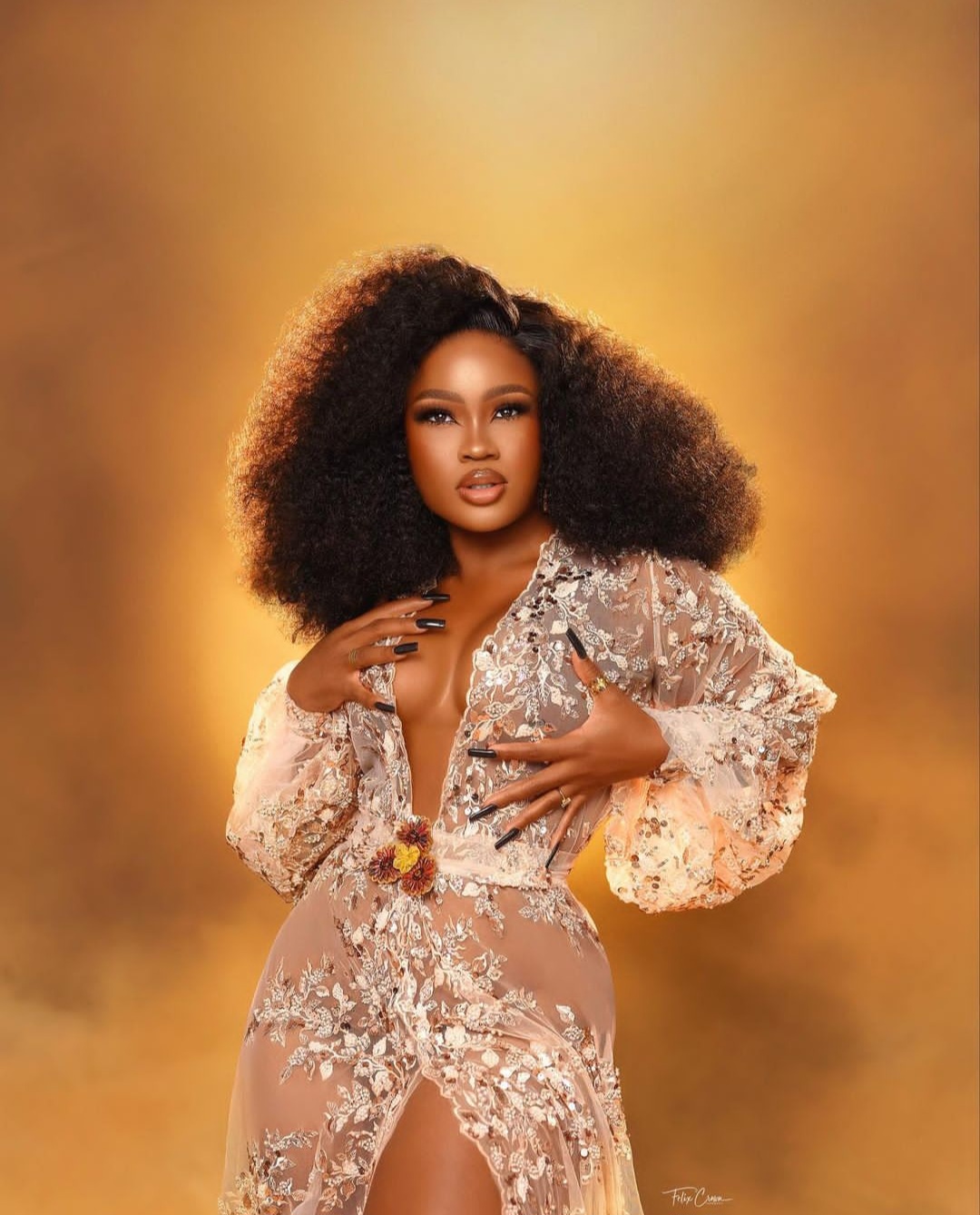 BBNaija star, CeeC cups her boobs as she displays ample cleavage in new photos