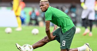 Victor Osimhen warms up ahead of Nigeria vs South Africa
