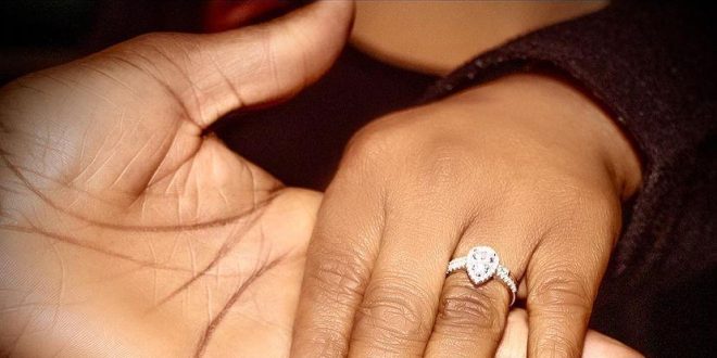 Actress Omoborty gets engaged (photos)