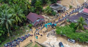 At least 19 killed, 7 missing in flash floods in Indonesia