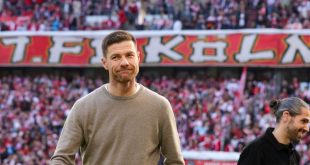 Head coach Xabi Alonso of Bayer 04 Leverkusen looks on ahead of the Bundesliga match between 1. FC Köln and Bayer 04 Leverkusen at RheinEnergieStadion on March 3, 2024 in Cologne, Germany. (Photo by Ralf Ibing - firo sportphoto/Getty Images)