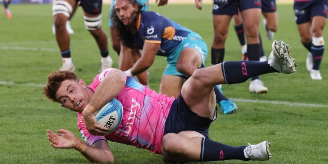 Doomed club goes top of Super Rugby ladder