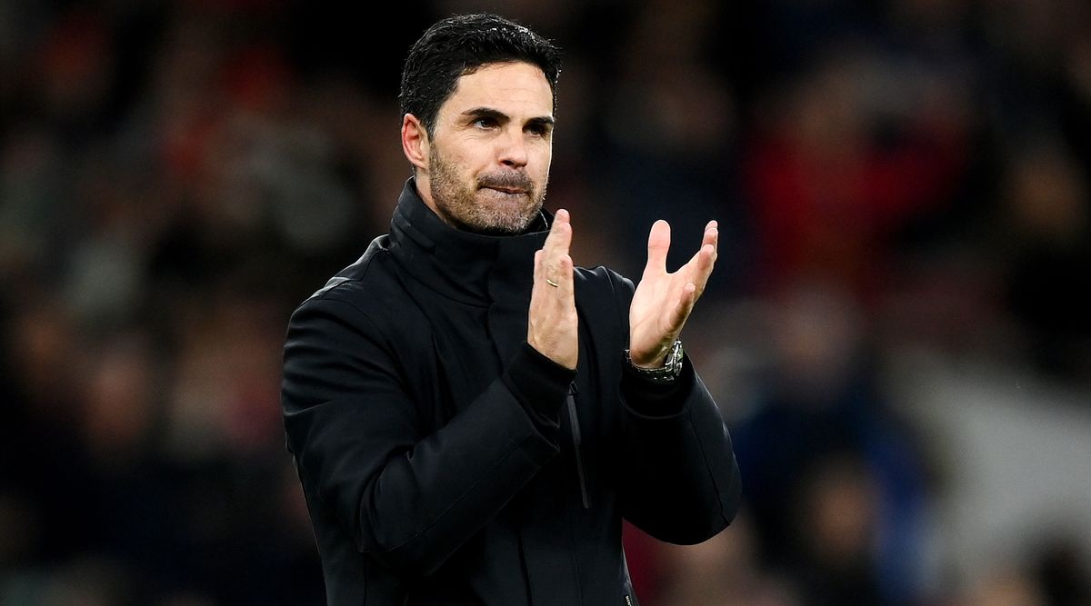 Arsenal manager Mikel Arteta applauds the fans after the team