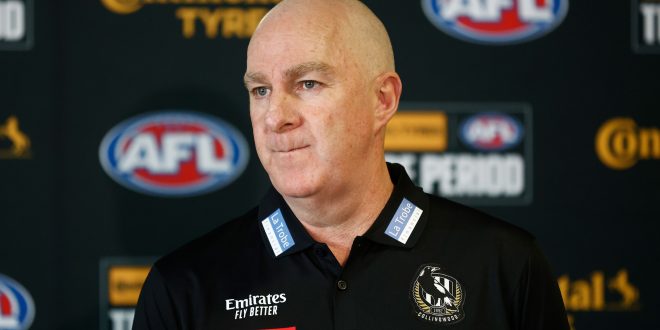 'Friction' at Pies as calls to replace footy boss grow