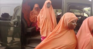 Gov Sani receives rescued Kuriga students in the state government house (photos)