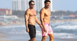 Stylist Chris Appleton spotted shirtless at the beach with new boyfriend
