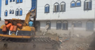 Lagos begins demolishing buildings on drainage right of way