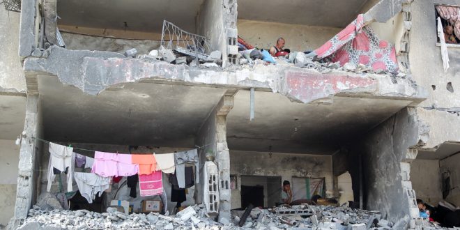 Israeli Forces Push Deeper Into Rafah