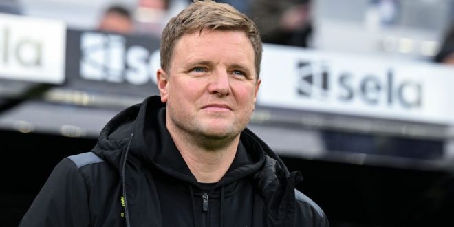 Newcastle United Head Coach Eddie Howe looks on during the Premier League match between Newcastle United and Fulham FC at St. James Park on December 16, 2023 in Newcastle upon Tyne, England. (Photo by Serena Taylor/Newcastle United via Getty Images)