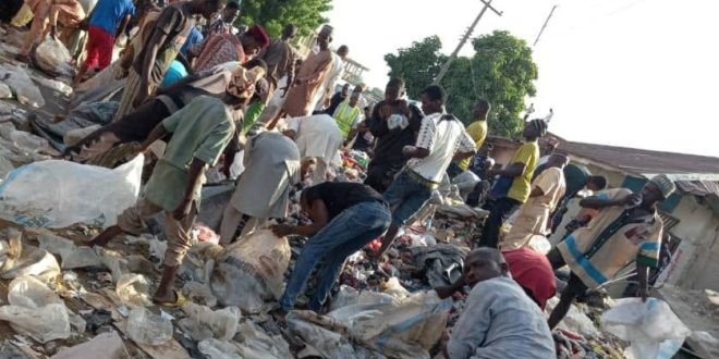 Several trapped as building collapses in Minna
