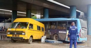 19 injured as BRT bus and danfo collides in Lagos