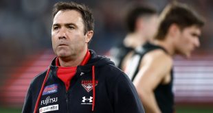 Bombers condemn coach's Thomas defence in secret email