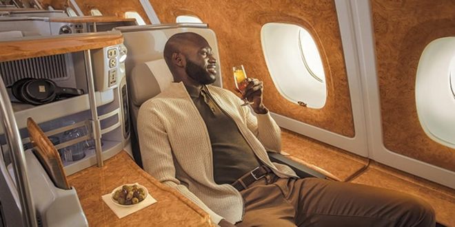 Never drink alcohol on an airplane, here's why