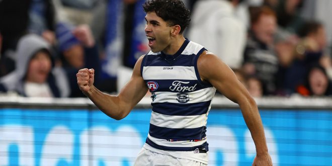 'Proud' Cat turns down $4.5m to sign mega deal