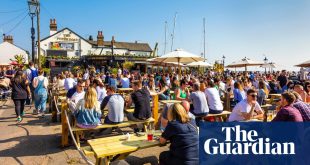 If you’re fond of seafood and salty air: readers’ favourite places to eat at the British seaside