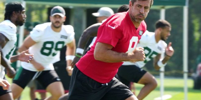 Aaron Rodgers Jets pic