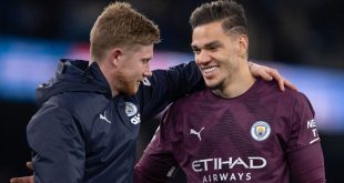 Manchester City pair Kevin De Bruyne and Ederson in 2023.