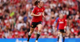 Ella Toone of Manchester United in action during the Barclays Women
