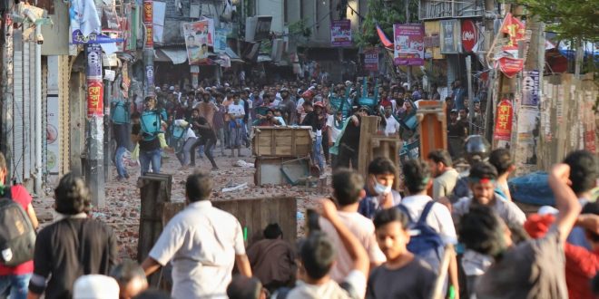 Protests Over Bangladesh Quota System Escalate to Violence, Information Blackouts