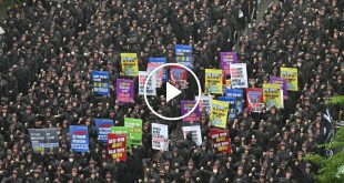 Video: Thousands of Samsung Union Workers Go on Strike