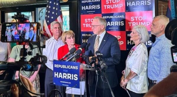 Arizona Republicans endorse Harris