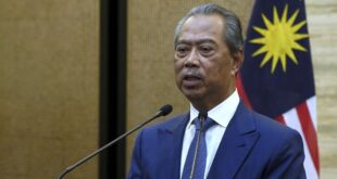 Former Malaysian Prime Minister charged with sedition over comment about royals in the country