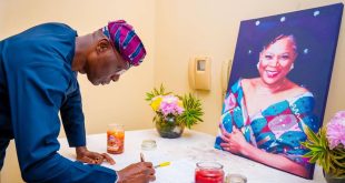 Governor Sanwo-Olu pays condolence visit to Onyeka Onwenu?s family