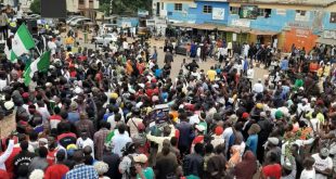 Join us on Monday or shut down, protesters threaten business owners in Jos