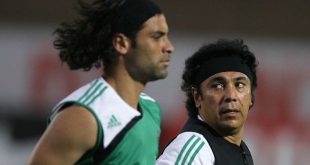 Mexico captain Rafa Marquez and coach Hugo Sanchez during a training session at the Copa America in June 2007.