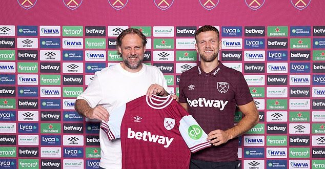 West Ham announce �23m signing of German striker  Niclas Fullkrug from Borussia Dortmund