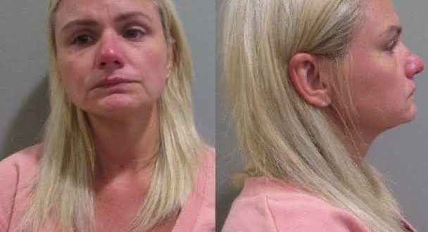 Woman arrested for having s�x with teen