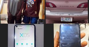 Enugu police operatives arrest two male suspects for car breaking and stealing; recover stolen phones and the suspects