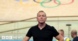 Cyclist Chris Hoy announces that his cancer is terminal