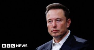 Elon Musk accused of copying designs by I, Robot director