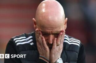 Erik ten Hag watching Manchester United against Bournemouth